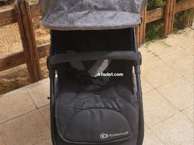 Poussette légère marque Kinderkraft