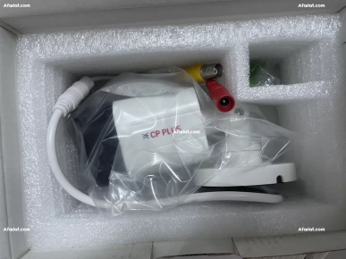 16 caméra marque CP PLUS 2.4 mp avec dvr et alarme