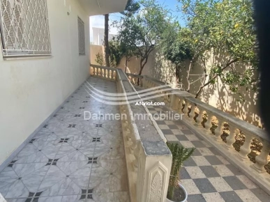 Maison avec deux façades à Hammam sousse Maison avec deux façades à Hammam sousse