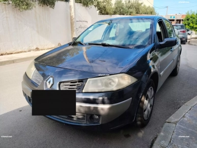 A vendre Renault Mégane Noire en excellent état