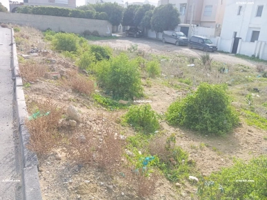 261 m2 à vendre à la soukra