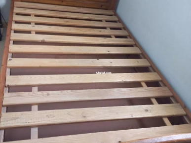 un lit de largeur 1 m 20