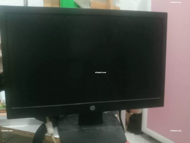 écran hp 20 pouce + câble vga + adoptateur hdmi