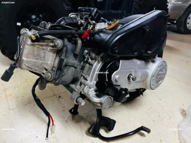 Avendre bloc Vespa 50 4t