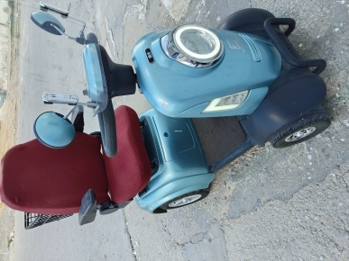 scooter electrique de handicap ou âgées