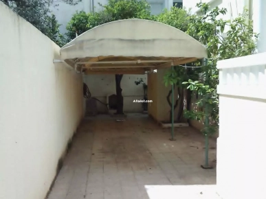 Rdc d une villa au kram est