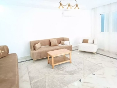A vendre une maison indépendante au centre El Hawaria