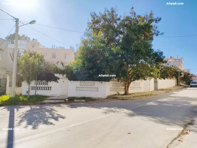 A VENDRE VILLA AU CENTRE VILLE DE BIZERTE