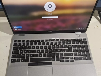 Dell latitude 5510 i7 16gb ram 512ssd