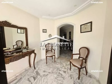 Villa S+4 à Ain Zaghouan Nord MVV0380