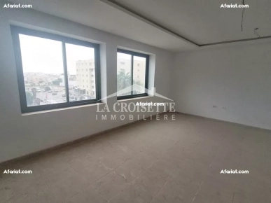 Immeuble bureautique à L'aouina MBV0020 Immeuble bureautique à L'aouina MBV0020