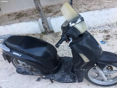 scooteur kymco 50