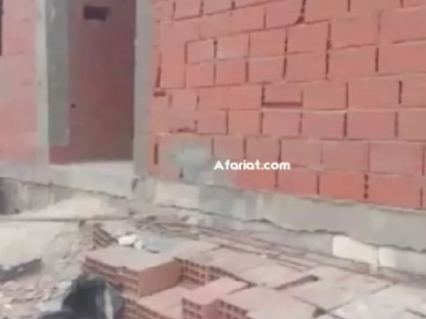 à vendre ou échange Maison avec voiture