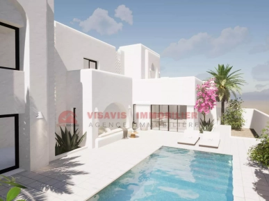 VILLA AVEC PISCINE - TITRE BLEU - ZONE URBAINE - À DJERBA