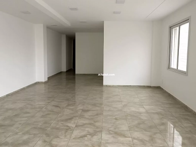 A LOUER Local Commercial Aux Jardin del menzah 2