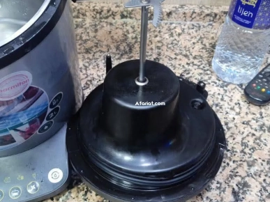 2 en 1 (Multi-cuiseur/ blender) marque Philips 1000w2 litres