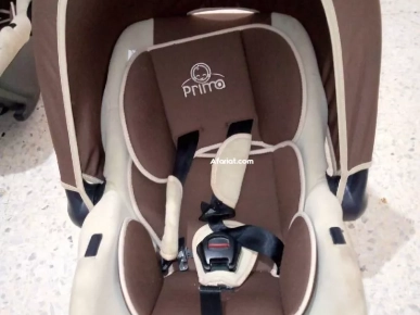 à vendre 2 Maxi cosi