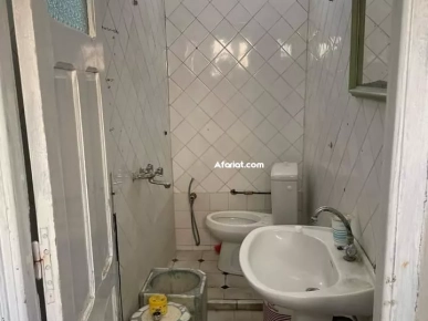 طابق أول للبيع