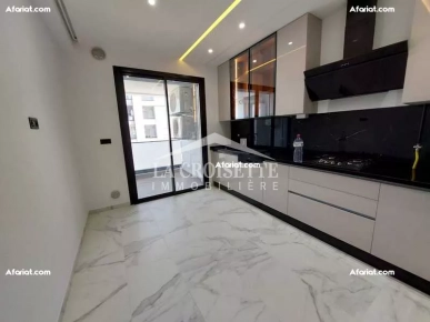 Appartement S+3 à La Nouvelle Soukra MAV1755