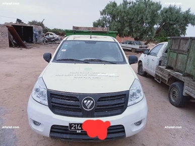 2 camionettes FOTON 2 camionettes FOTON