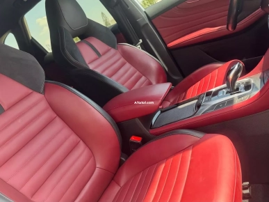 MG EHS Luxury Plug-in Hybrid – 12/2021 – Excellent état