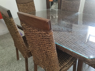 Table à manger Table à manger