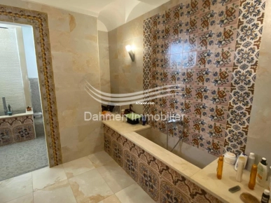 Vente d'une Luxueuse villa à Hammem Sousse