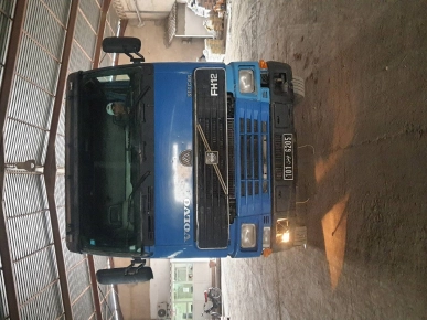 Semi Vovlo Semi Vovlo