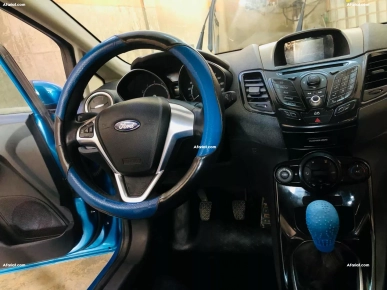 ford fiesta titanium
