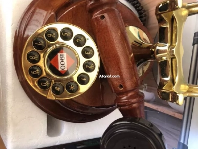 Téléphone antique tt neuf