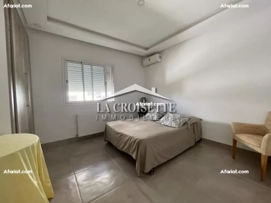 Triplex S+4 avec jardin à La Marsa 	MTRV0039