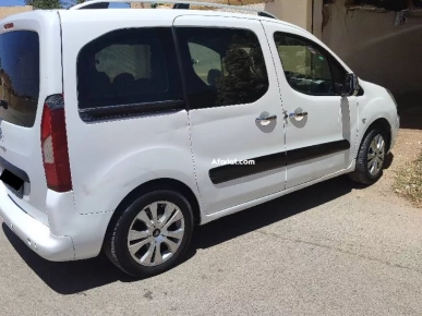 Citroen Berlingo 6 CV 5 places Citroen Berlingo 6 CV 5 places