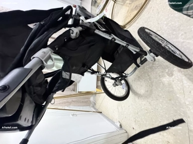 poussette 03 roues