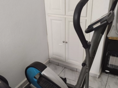 Appareils de Fitness (Vélo elliptique)