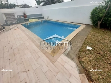 Villa S+4 avec piscine à Gammarth MVV0354