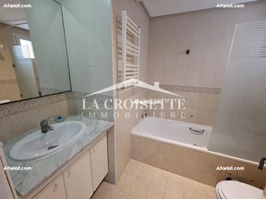 Appartement S+3 meublé à La Marsa ZAL1445