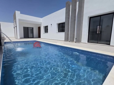 VILLA TITRÉE À DJERBA TEZDAINE ZA - RÉF V718