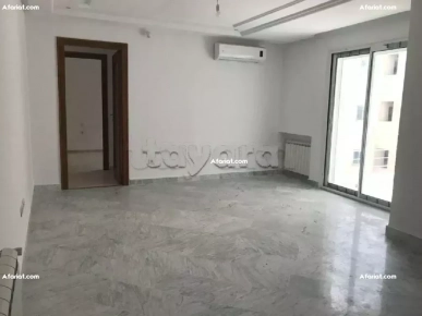 Location appartement luxueux S+3 au Menzah 9