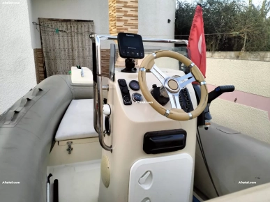 Bateau Semi-rigide Espadon 4.35m Moteur Evinrude 40cv en tres bon