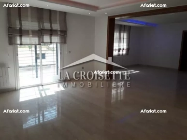 Duplex S+3 avec terrasse aux Jardins de Carthage ZDV0022
