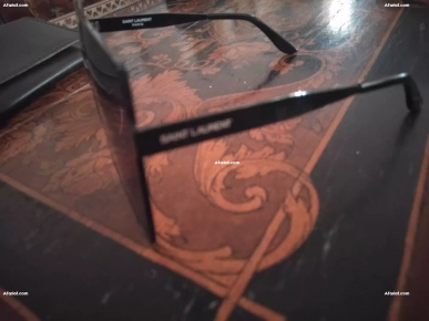lunettes de doleil ysl authentique noir