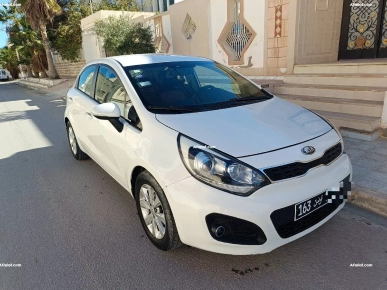 vente kia Rio modèle 2013