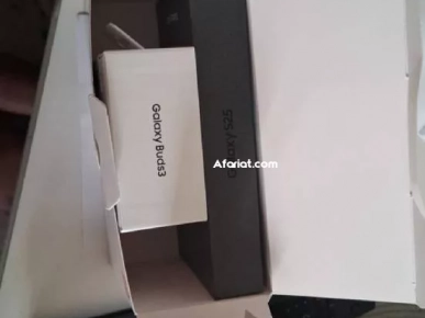 Samsung Galaxy S25 Gris