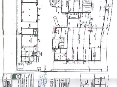 Terrain industriel de 7 300 m² avec bâtiment à Ben Arous