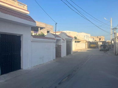 Maison familiale spacieuse à Raoued sur 500 m²