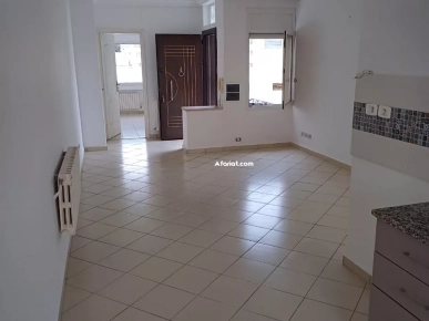 a louer apt 3 pces Taieb M'HIRI l'Aouina 1er et villa