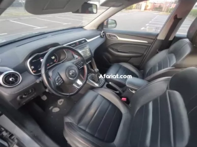MG ZS 1.5 luxury essence importé France
