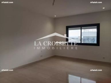 Appartement S+4 avec piscine aux Berges du Lac 2 ZAL1386