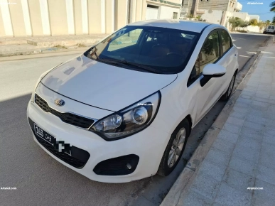 vente kia Rio modèle 2013