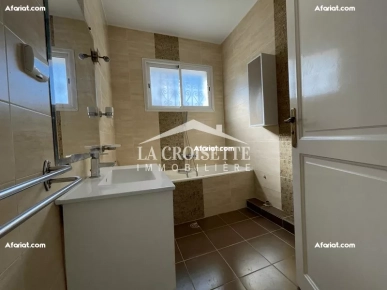 Etage de villa S+3 à La Marsa MEL0437